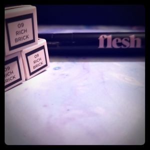 Flesh double Concealer